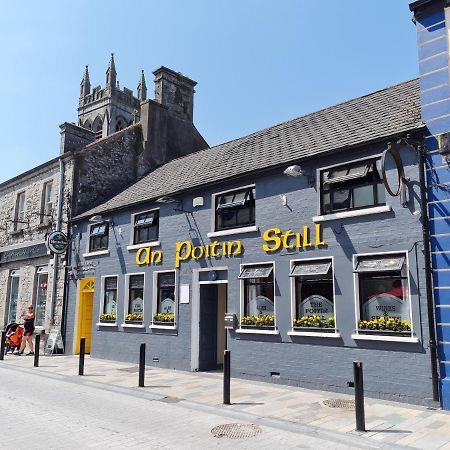Ridge-Rock Accommodation Carrick on Shannon 外观 照片