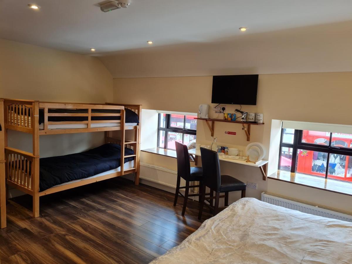 Ridge-Rock Accommodation Carrick on Shannon 外观 照片