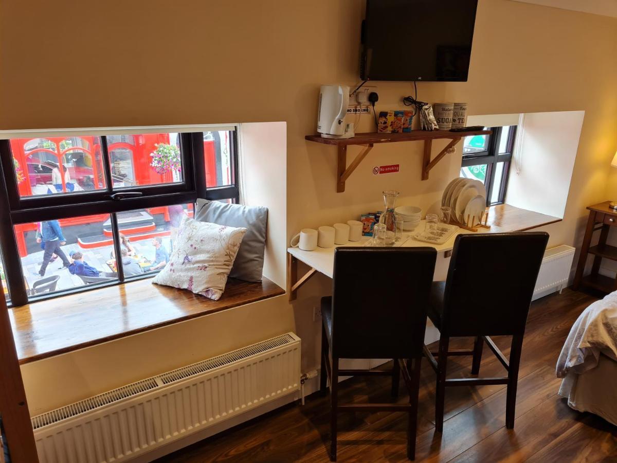 Ridge-Rock Accommodation Carrick on Shannon 外观 照片