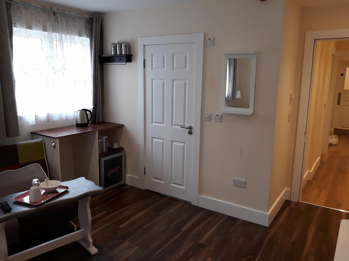 Ridge-Rock Accommodation Carrick on Shannon 外观 照片