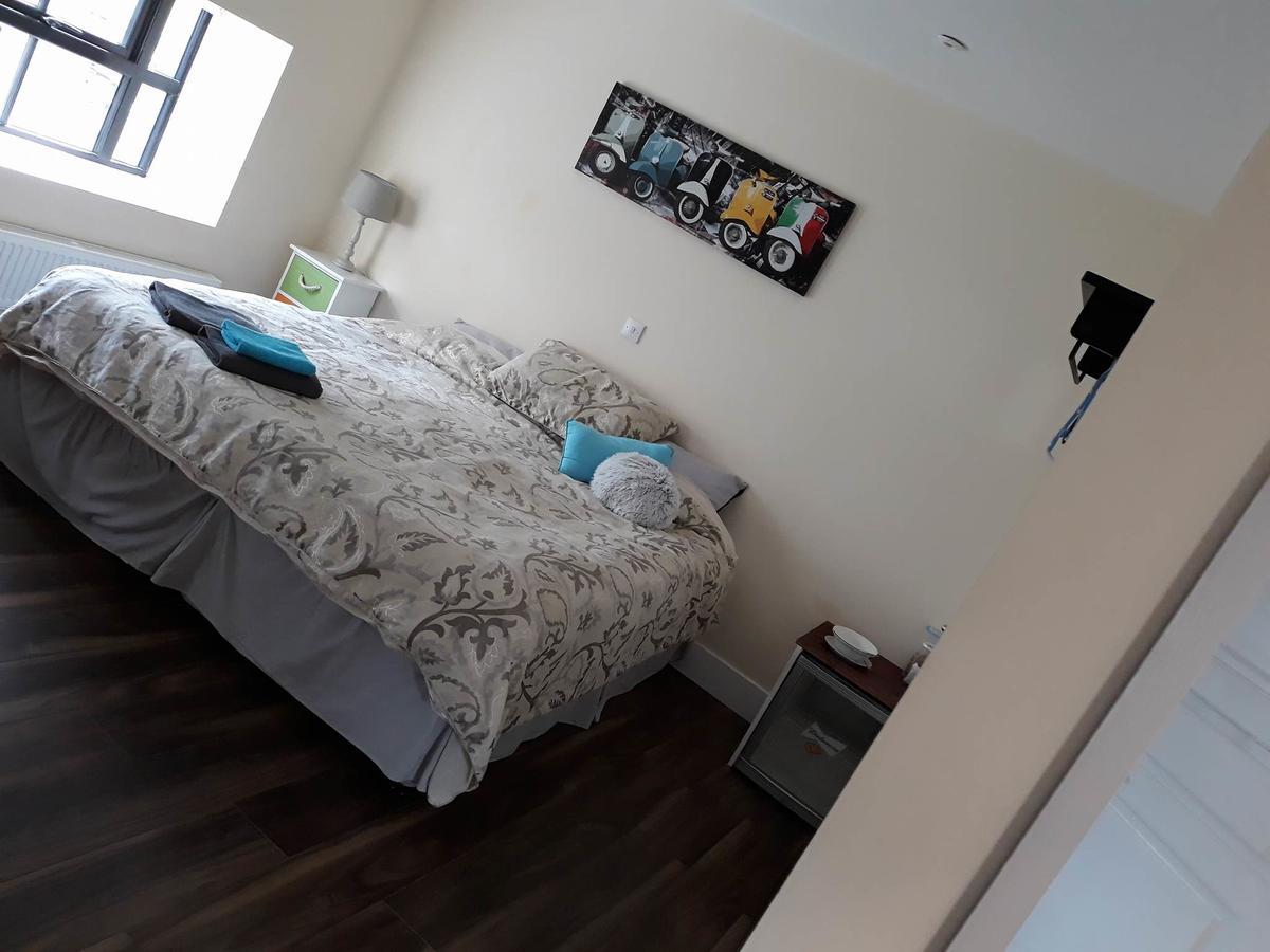 Ridge-Rock Accommodation Carrick on Shannon 外观 照片